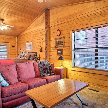 Cabin-Style Studio Right Off The Branson Strip! Apartment Bagian luar foto