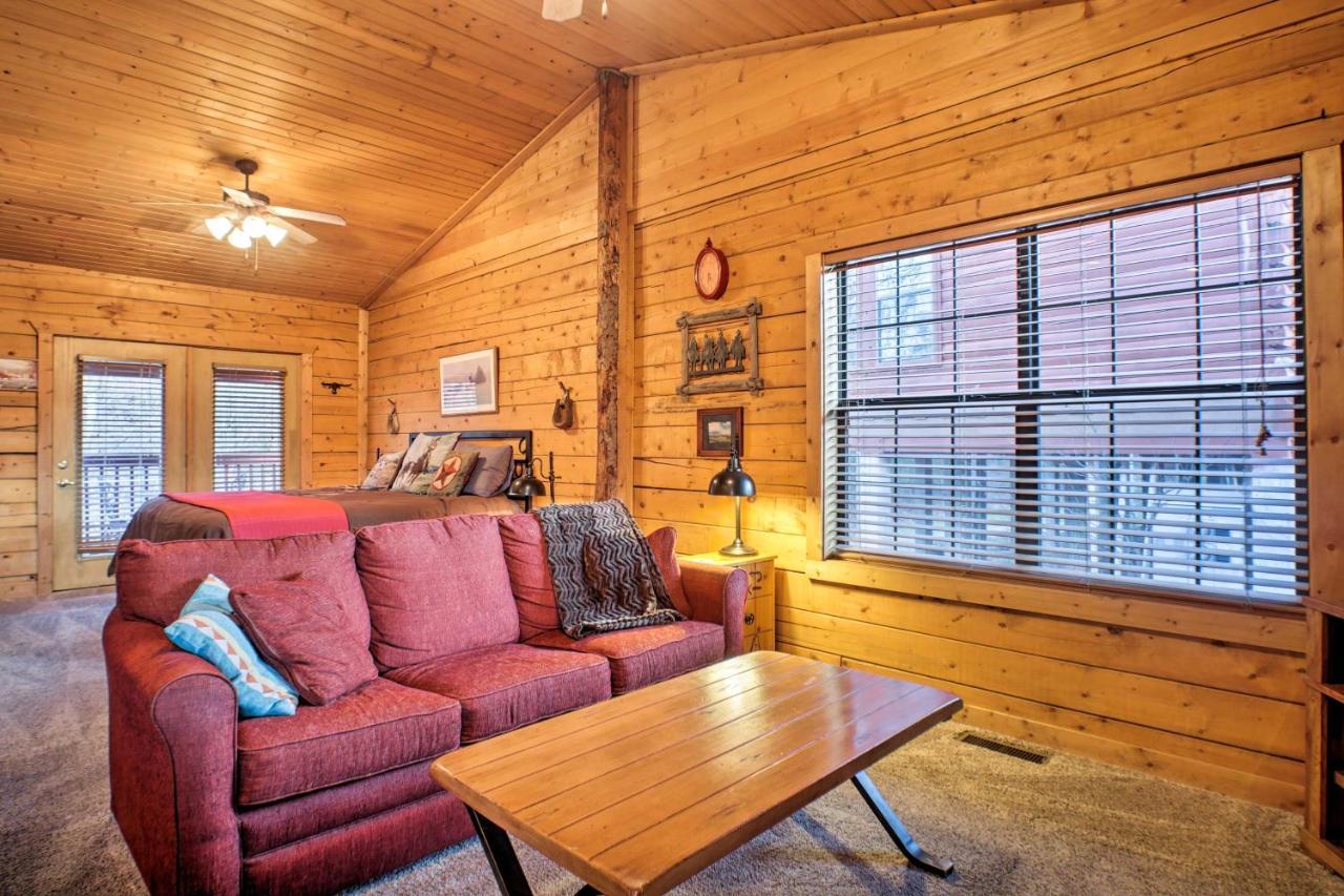 Cabin-Style Studio Right Off The Branson Strip! Apartment Bagian luar foto